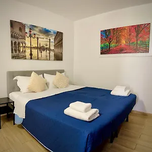 casa-banon.hotelinveneto.com/