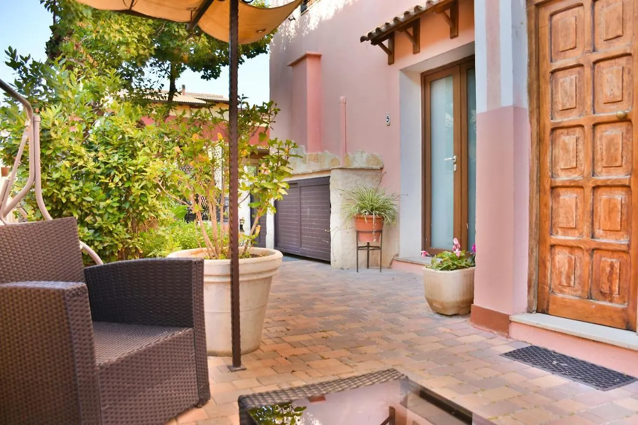 Апарт-отель Flowery Inn Villa Альгеро