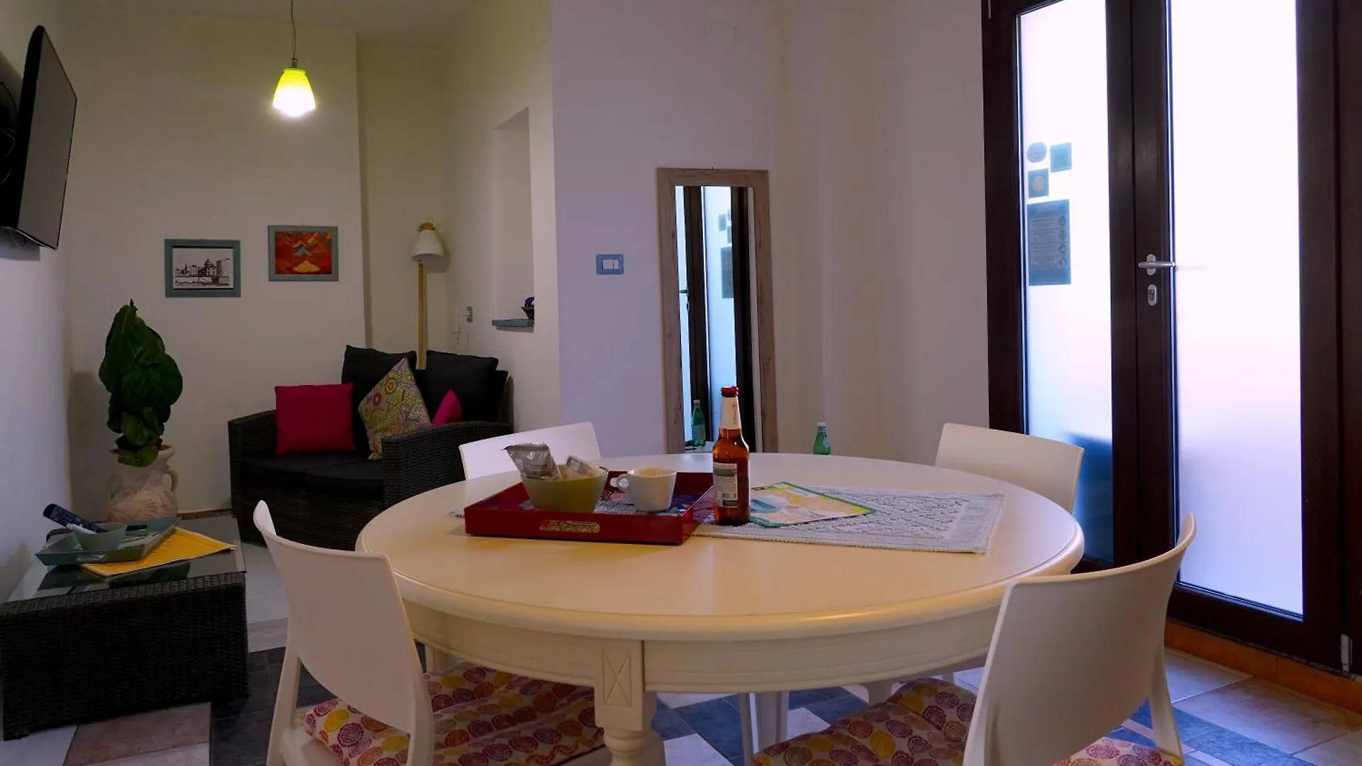 Апарт-отель Flowery Inn Villa Альгеро
