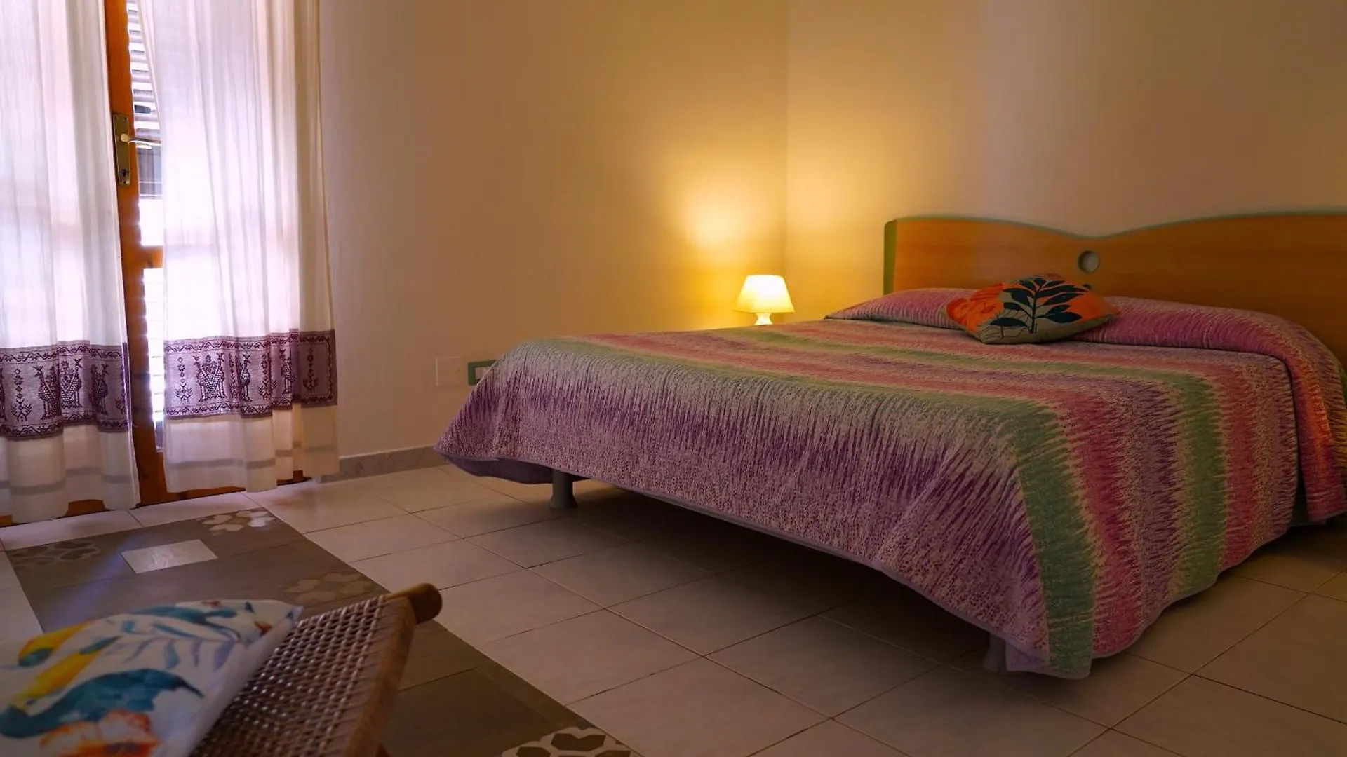 Flowery Inn Villa Альгеро