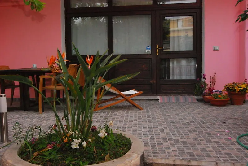 Flowery Inn Villa Альгеро Апарт-отель