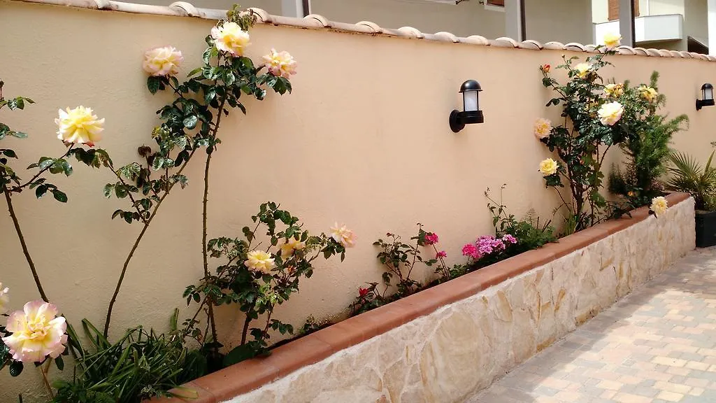 アパートホテル Flowery Inn Villa アルゲーロ
