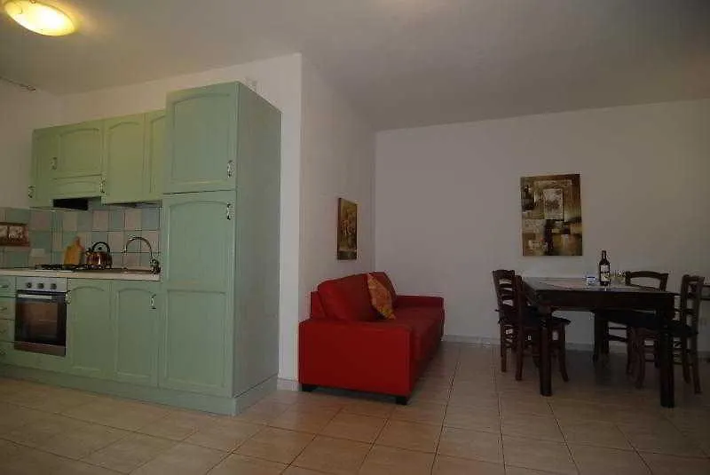 Flowery Inn Villa Альгеро