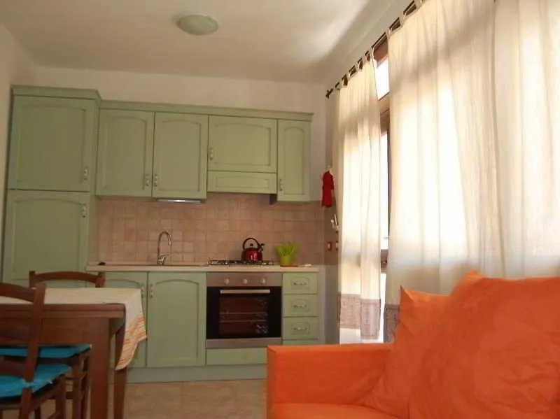 Flowery Inn Villa Альгеро Апарт-отель